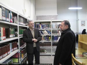 بازدید اساتید ایرانی و اردنی از دانشگاه علوم حدیث (شهر ری)